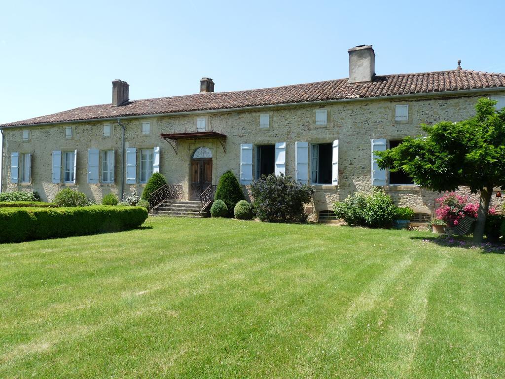 Le Pouy Bed & Breakfast Termes-d'Armagnac Екстериор снимка